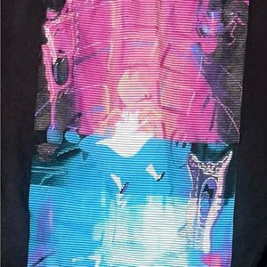 Alice in Wonderland Graphic cropped tee